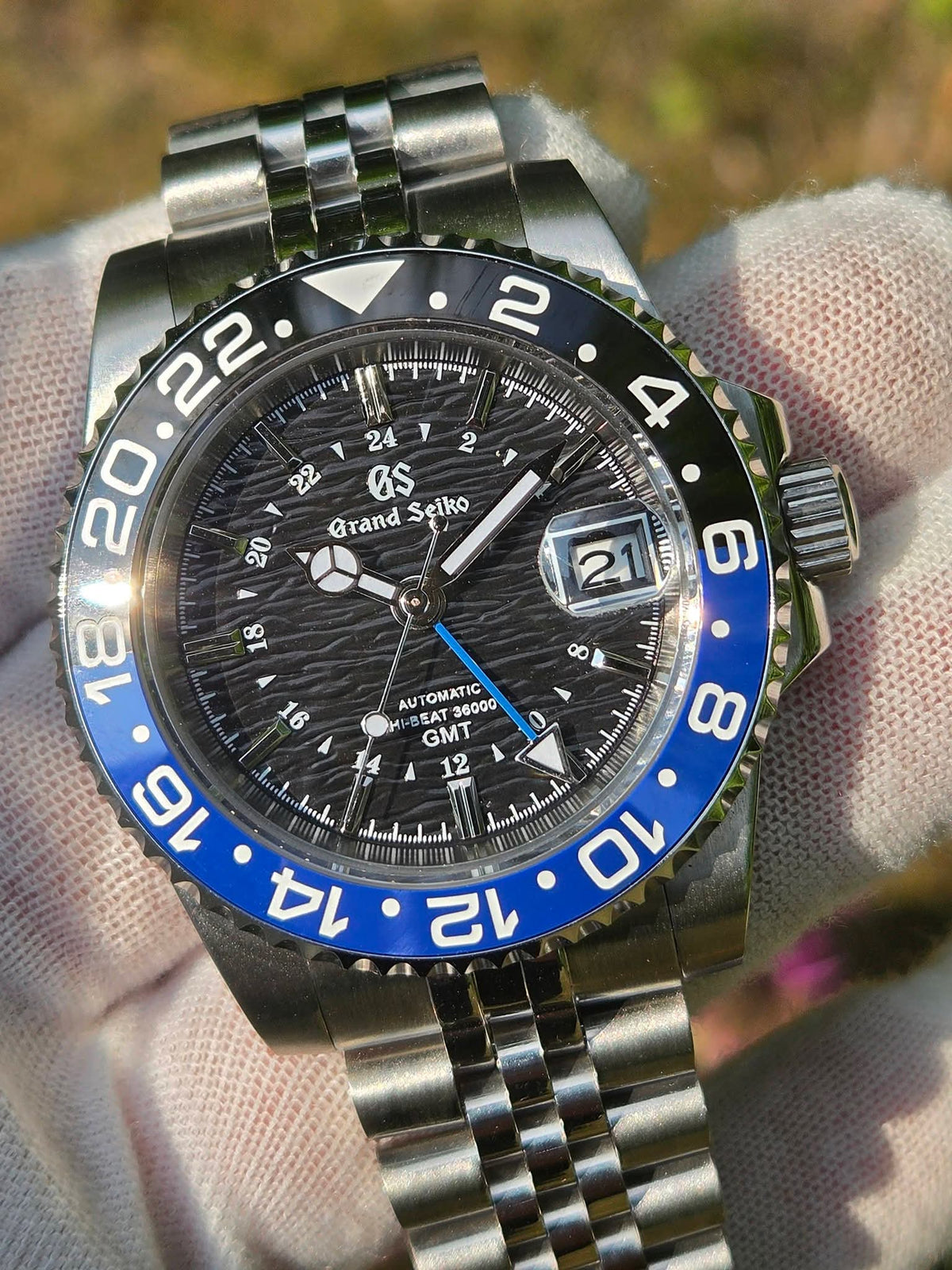 GRANDSEIKO BATGIRL BLACK TEXTURED DIAL GMT