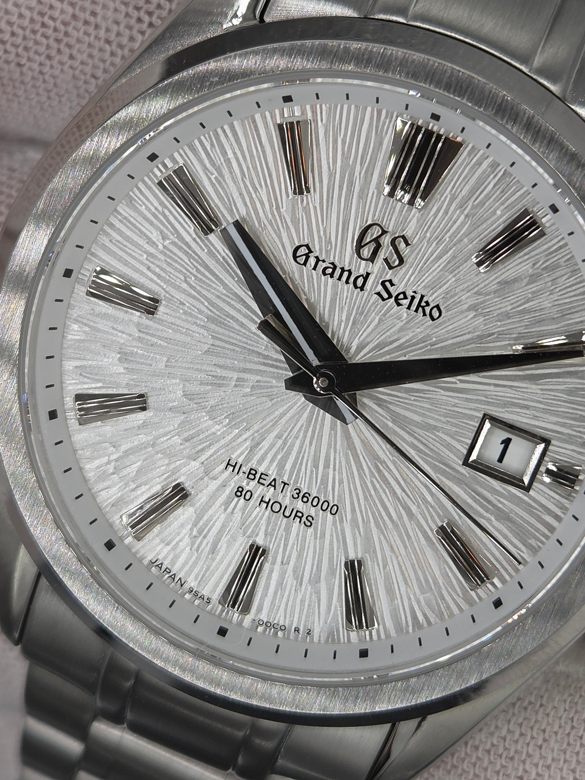 GRANDSEIKO SILVER RADIATION DIAL