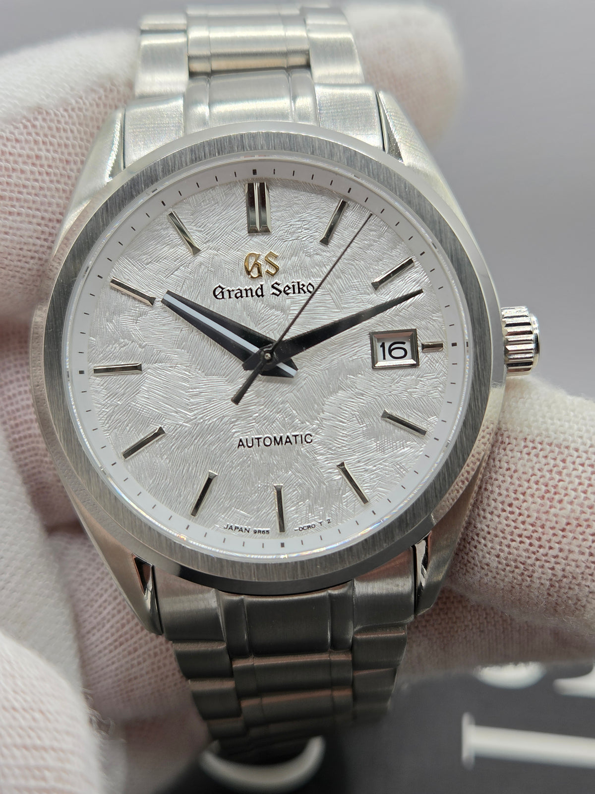 GRANDSEIKO WINTER SNOWFLAKE